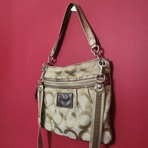 Coach Heart Poppy Purse Convertible Crossbody Bag Beige Gold Signature 17051